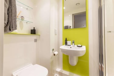 1 bed studio, Cavendish Street, City Centre, Leeds, LS31BN - Image 3